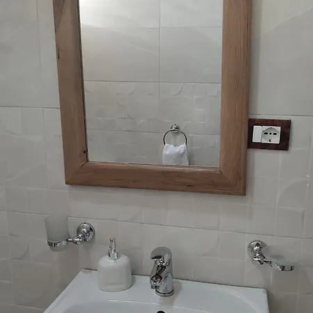 Pushimi Gjergji Joga Dağ evi *